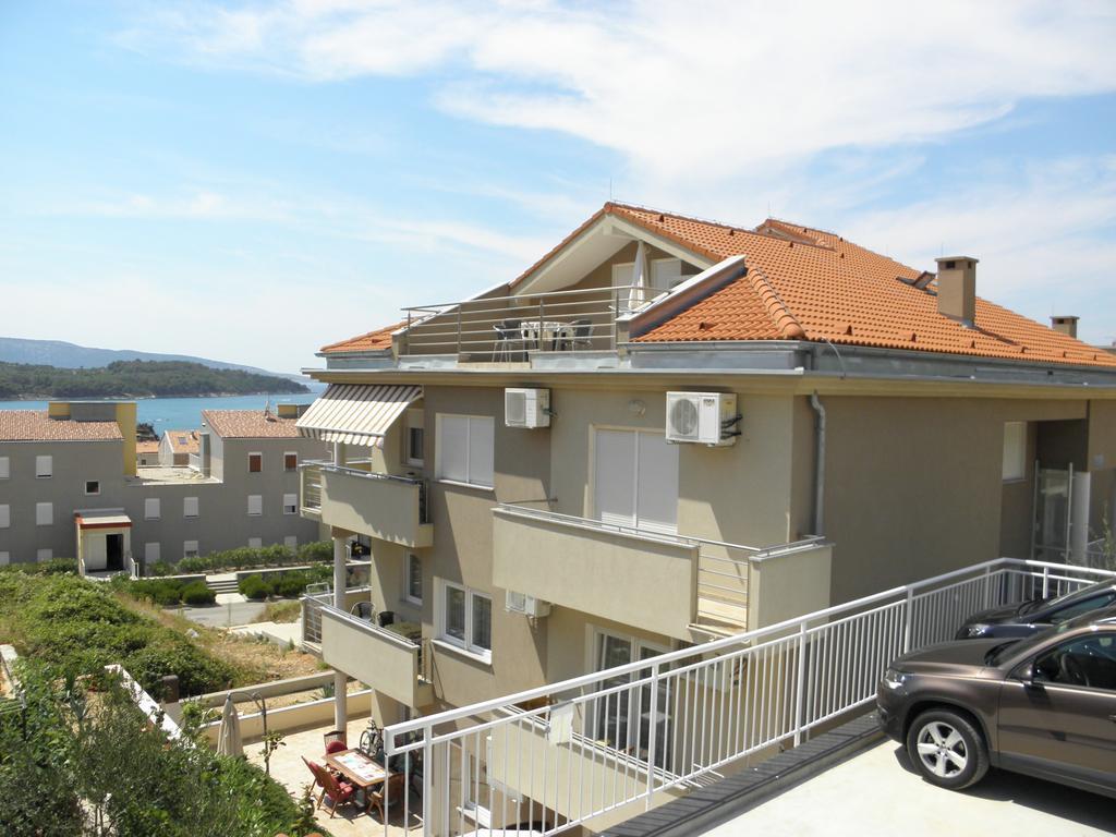Apartments Mara Cres Cameră foto